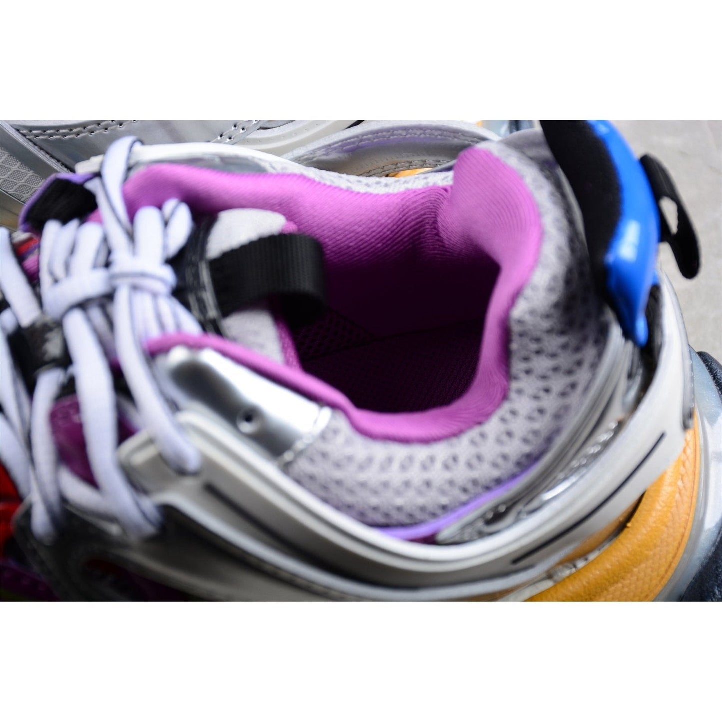 BALENCIAGA TRACK 3.0 x LEATHER FREE WHITE SILVER MULTI