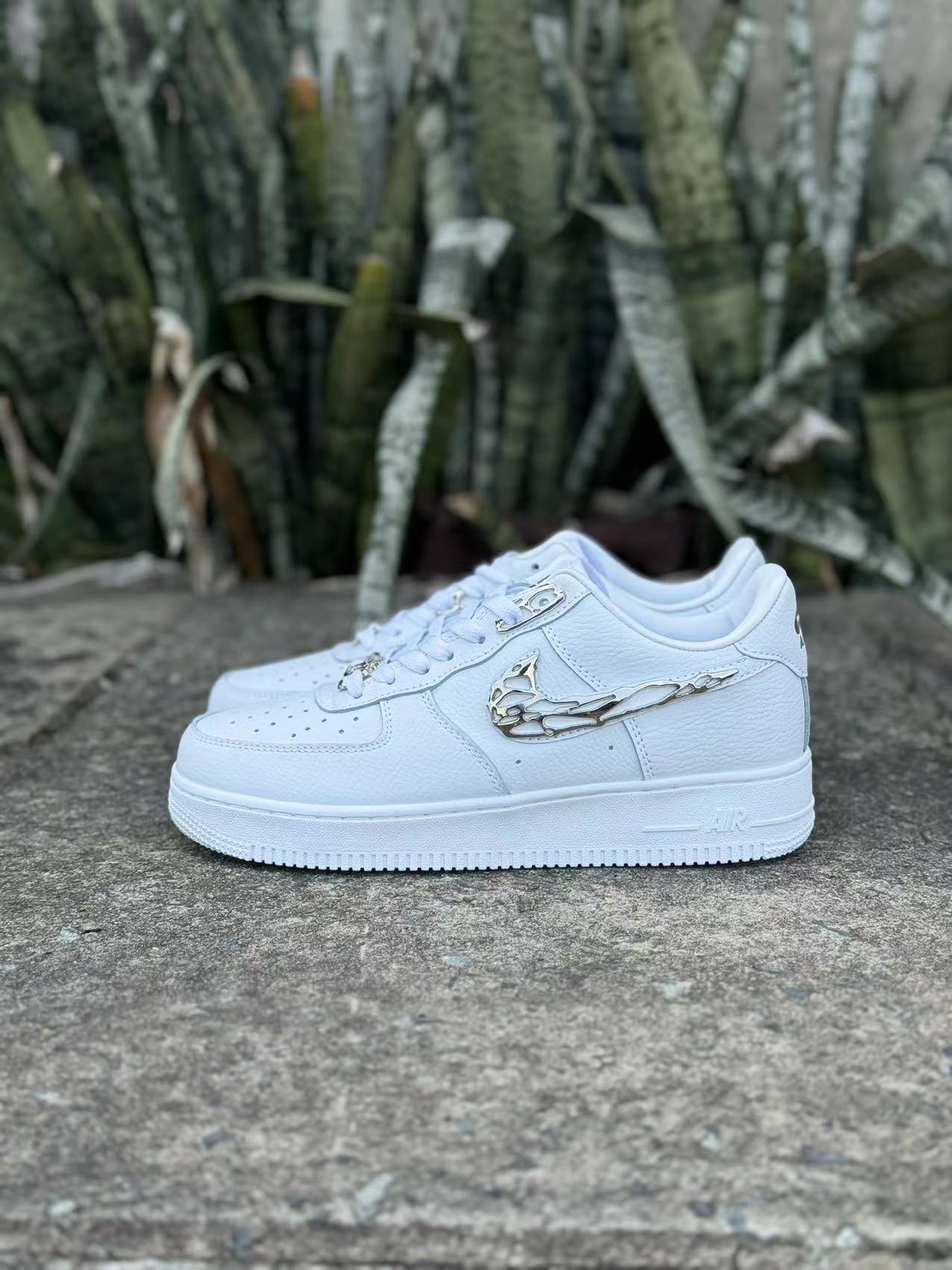 Nike Air Force 1 “Molten Metal”