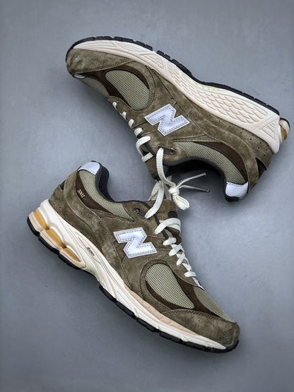 New Balance 2002R HN