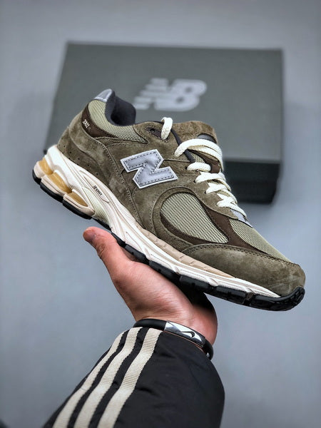 New Balance 2002R HN