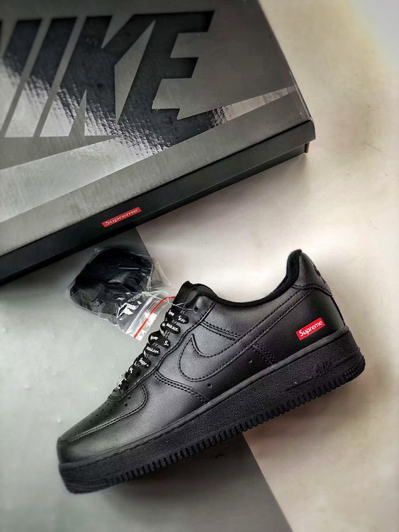 Nike Air Force 1 Low SUPREME BLACK