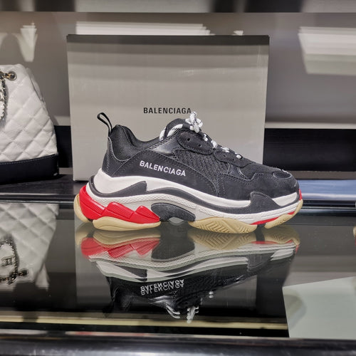 BALENCIAGA TRIPLE S x NOIR GRIS ROUGE