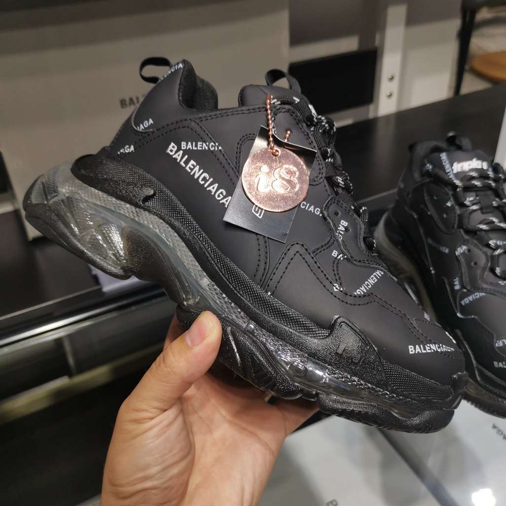 BALENCIAGA TRIPLE S x NOIRE