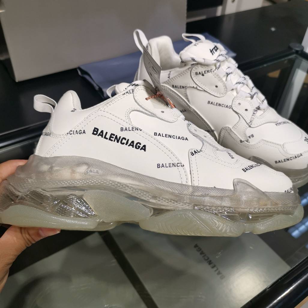 BALENCIAGA TRIPLE S x BLANC