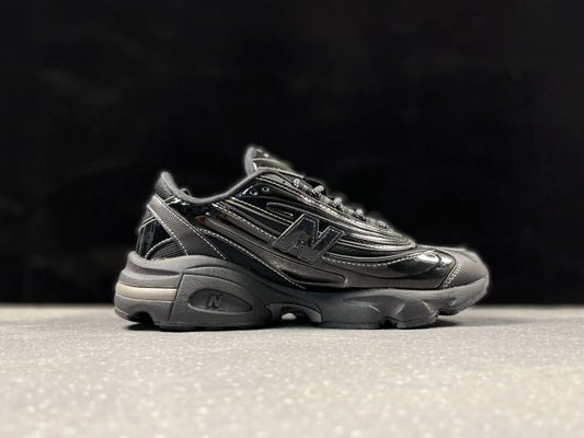 New Balance 1000AD1