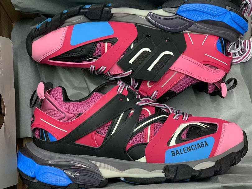 BALENCIAGA TRACK 3.0 x ROSE BLEUE