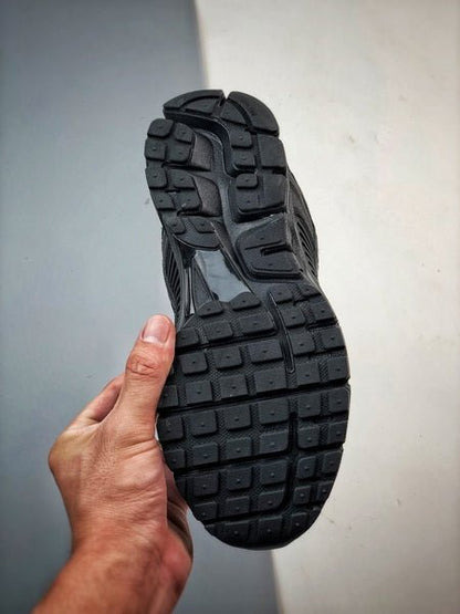 NIKE ZOOM Vomero 5 FULL BLACK - Houdini