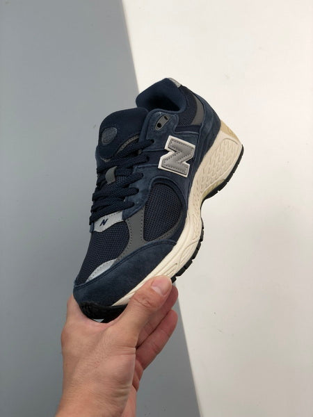 New Balance 2002R CA