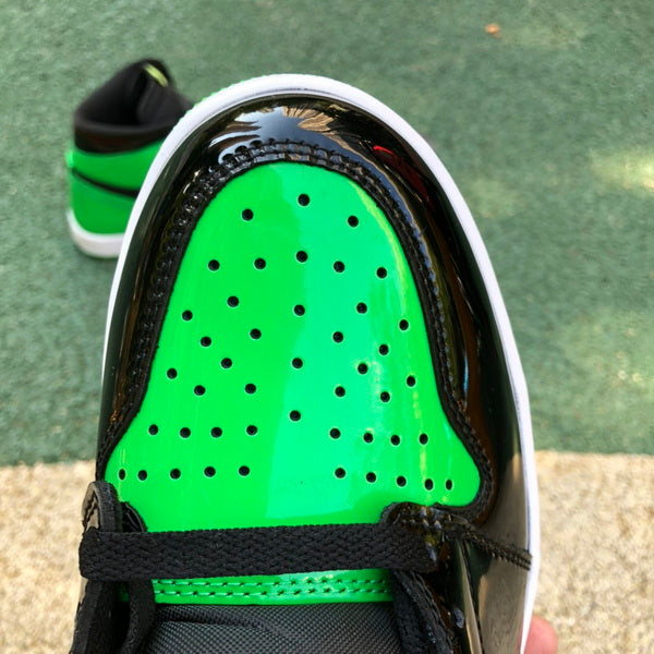 Air Jordan 1 High Pine Green