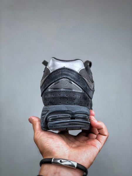 New Balance 2002R BV