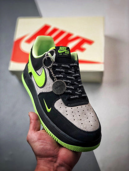 Nike Air Force 1 Low Supreme