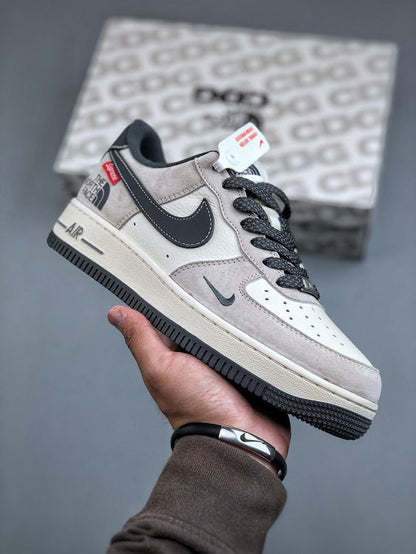 Nike Air Force 1 Low The North Face x Supreme