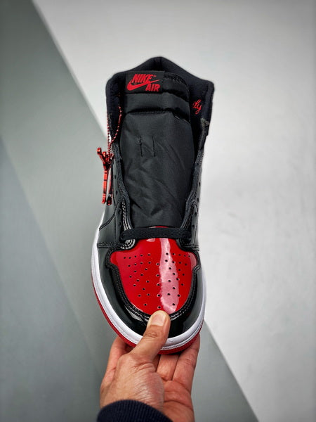 Air Jordan 1 High "Bred Banned "