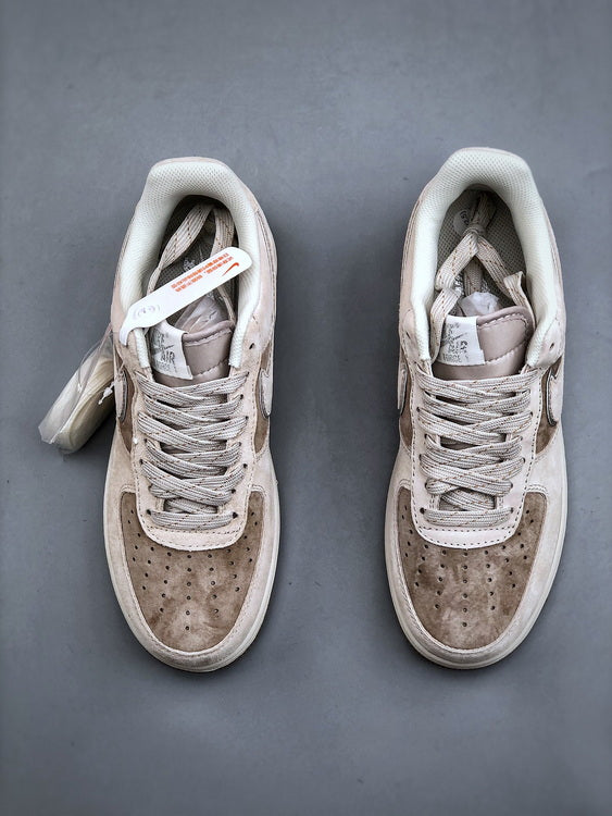 Nike Air Force 1 Low akira