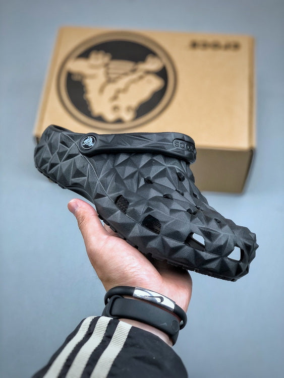 CROCS Classic Crush Marbled Clog NOIR