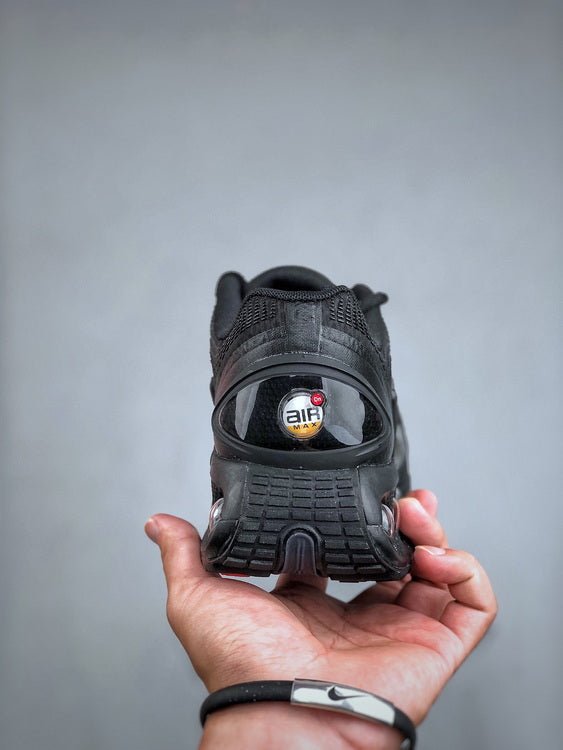 NIKE Air Max DN Noir - Houdini