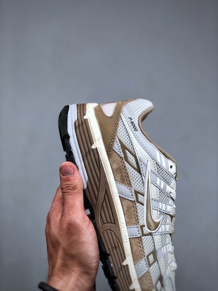 NIKE P - 6000 - Houdini