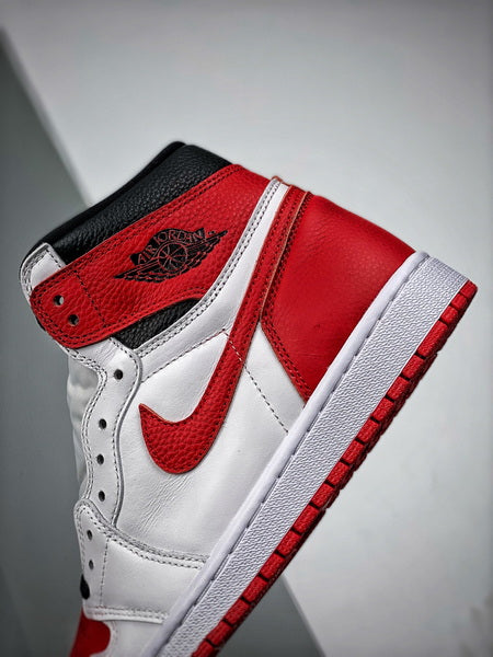 Air Jordan 1 High "Heritage"