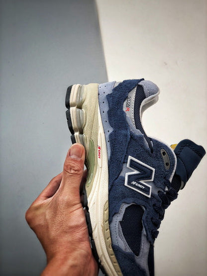 New Balance 2002R DK