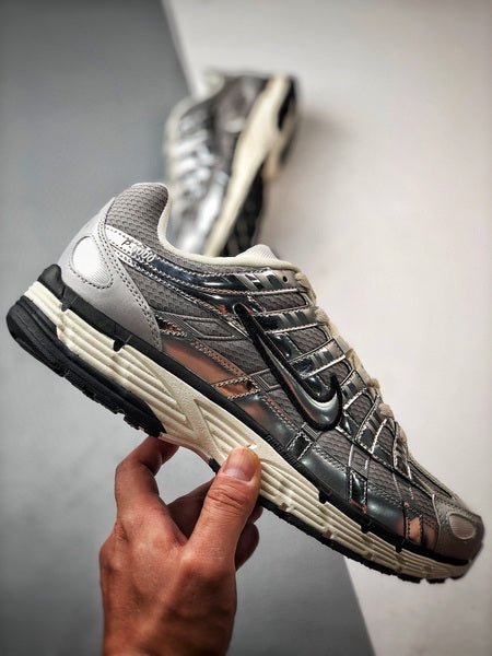 NIKE P - 6000 - Houdini