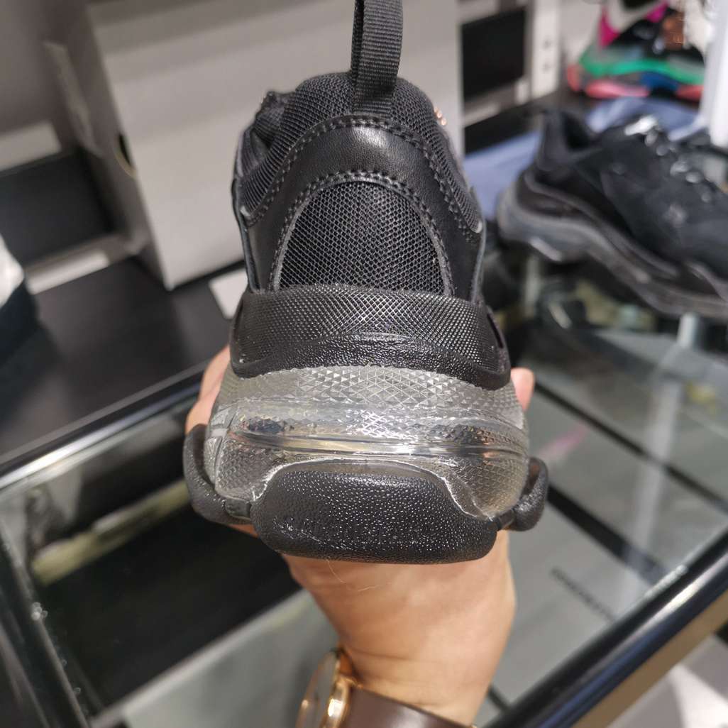 BALENCIAGA TRIPLE S x NOIR GEL