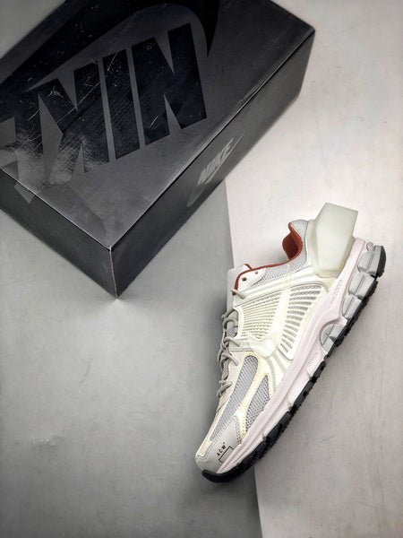 NIKE ZOOM Vomero 5 A - Cold - Wall - Houdini