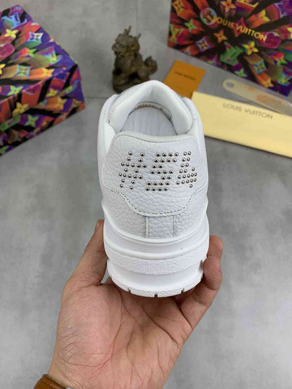 LOUIS VUITTON TRAINER 54