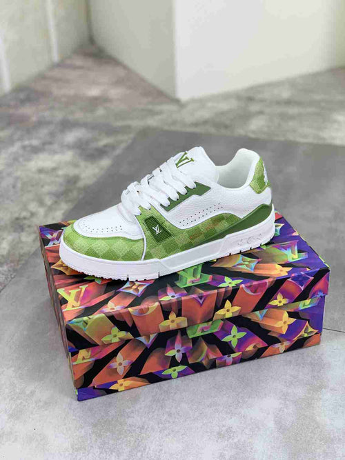 LOUIS VUITTON TRAINER 54