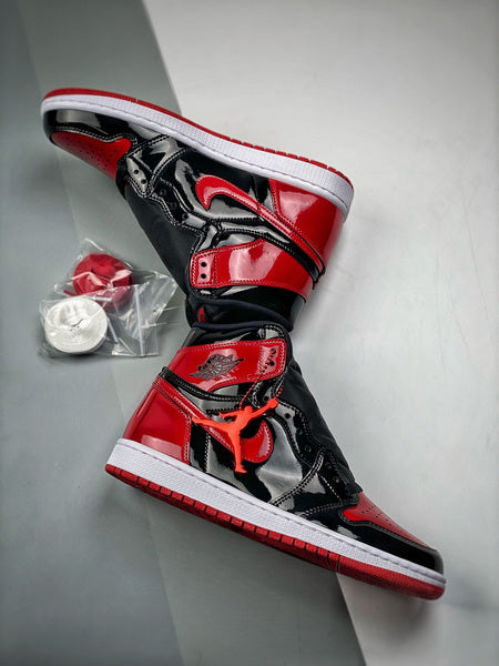 Air Jordan 1 High "Bred Banned "