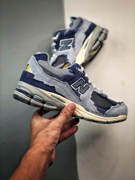 New Balance 2002R DI