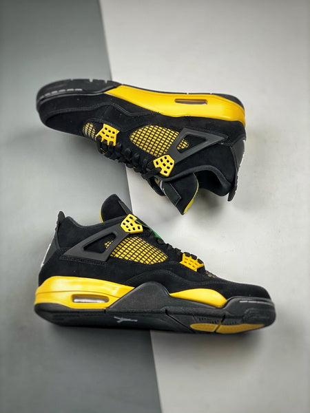 Air Jordan 4 RETRO  "Thunder"