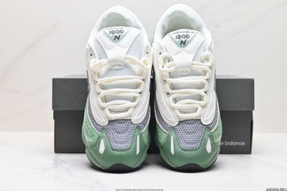 New Balance 1000MA