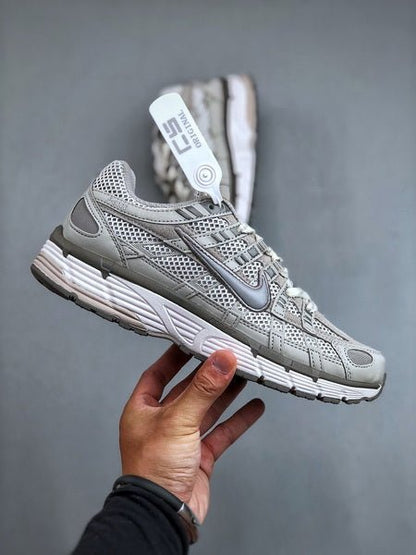 NIKE P - 6000 - Houdini