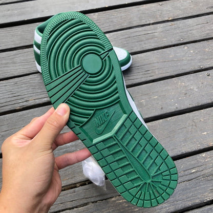 Air Jordan 1 High “Gorge Green”