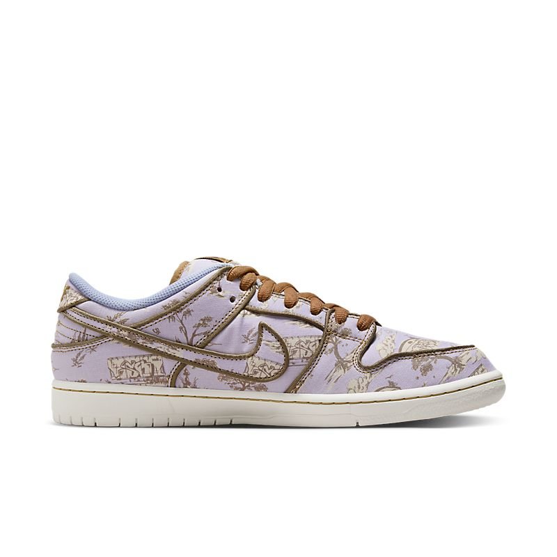 NIKE Dunk Low Premium City of Style - Houdini