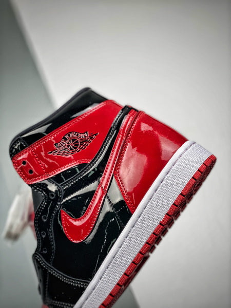 Air Jordan 1 High "Bred Banned "