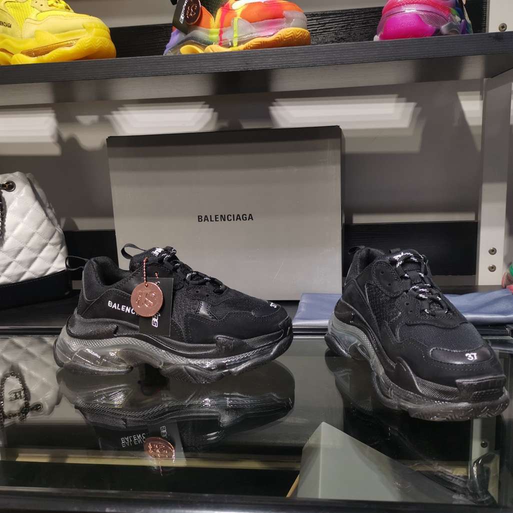 BALENCIAGA TRIPLE S x NOIR GEL
