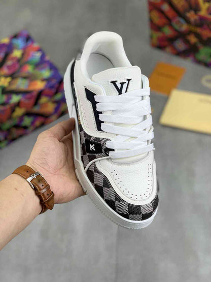 LOUIS VUITTON TRAINER 54