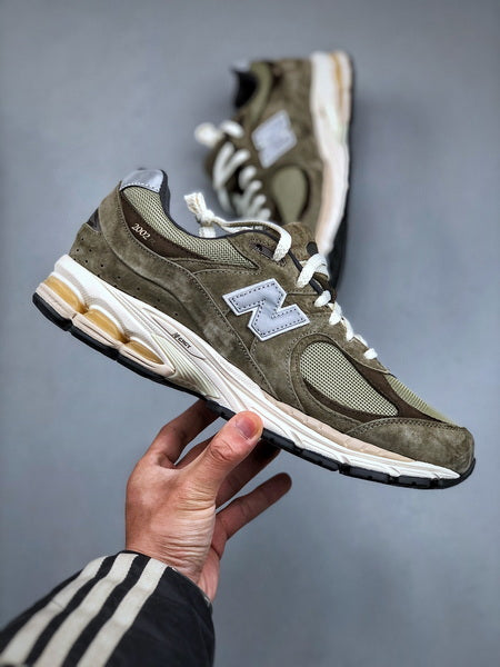 New Balance 2002R HN