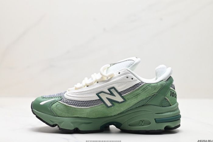 New Balance 1000MA