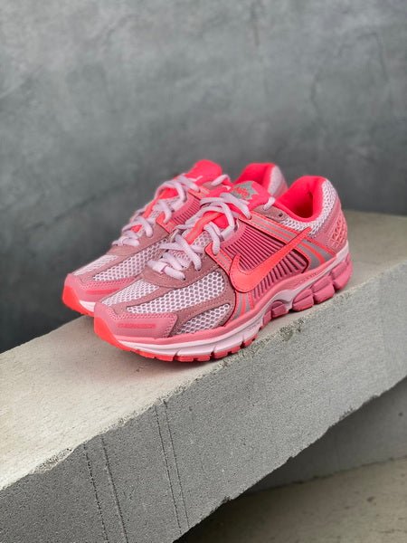 NIKE ZOOM Vomero 5 PINK - Houdini