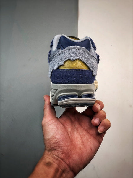 New Balance 2002R DI