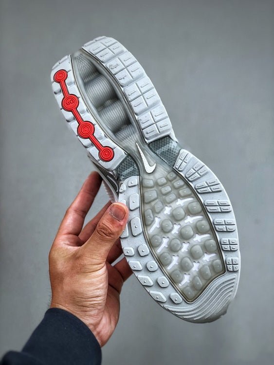 NIKE Air Max DN Blanc - Houdini