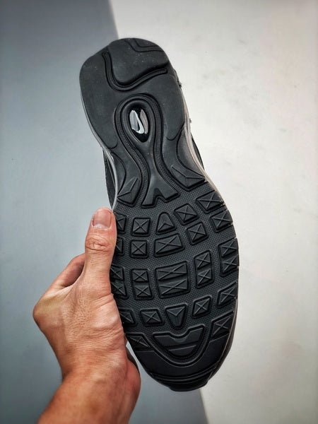 NIKE Air Max 97 "triple black" - Houdini