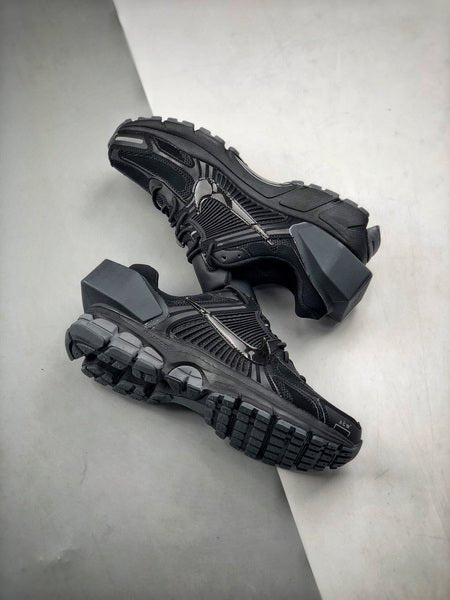 NIKE ZOOM Vomero 5 A - Cold - Wall BLACK - Houdini