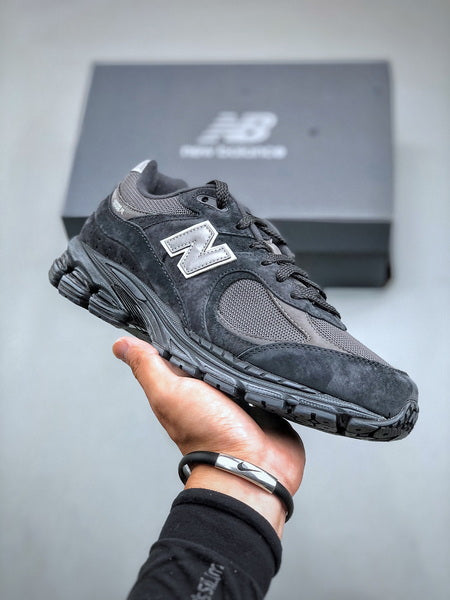 New Balance 2002R BV