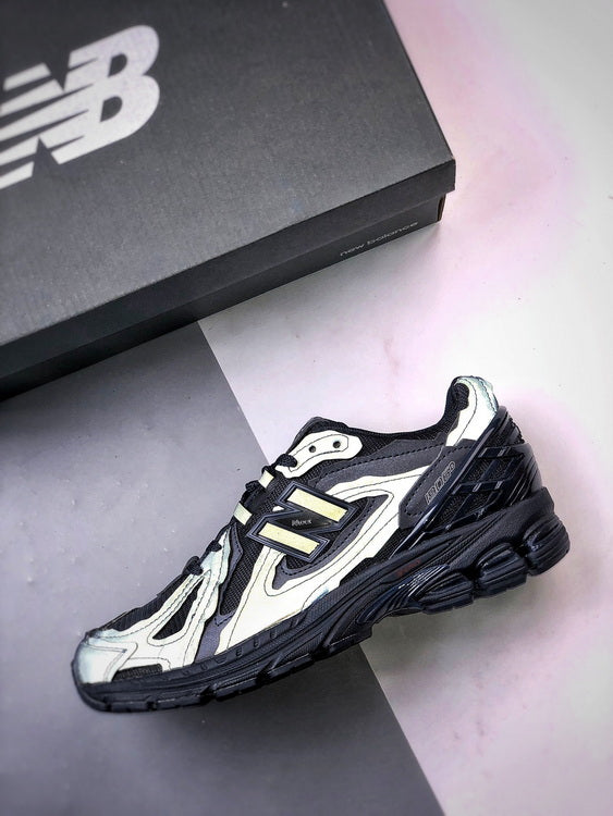 New Balance 1906D Eclipse