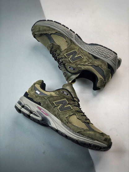 New Balance 2002R DN