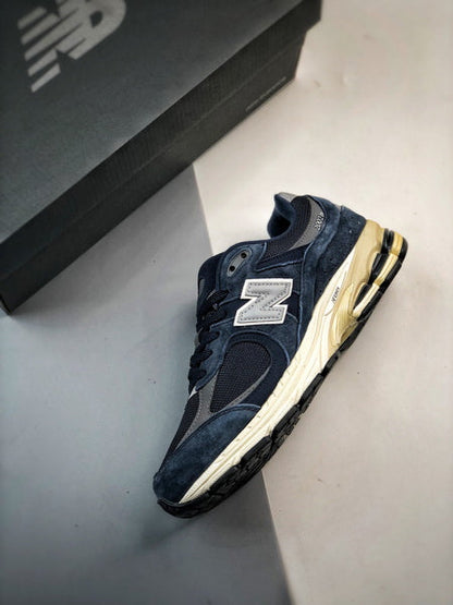 New Balance 2002R CA