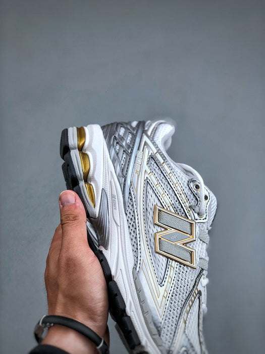 New Balance 1906R
